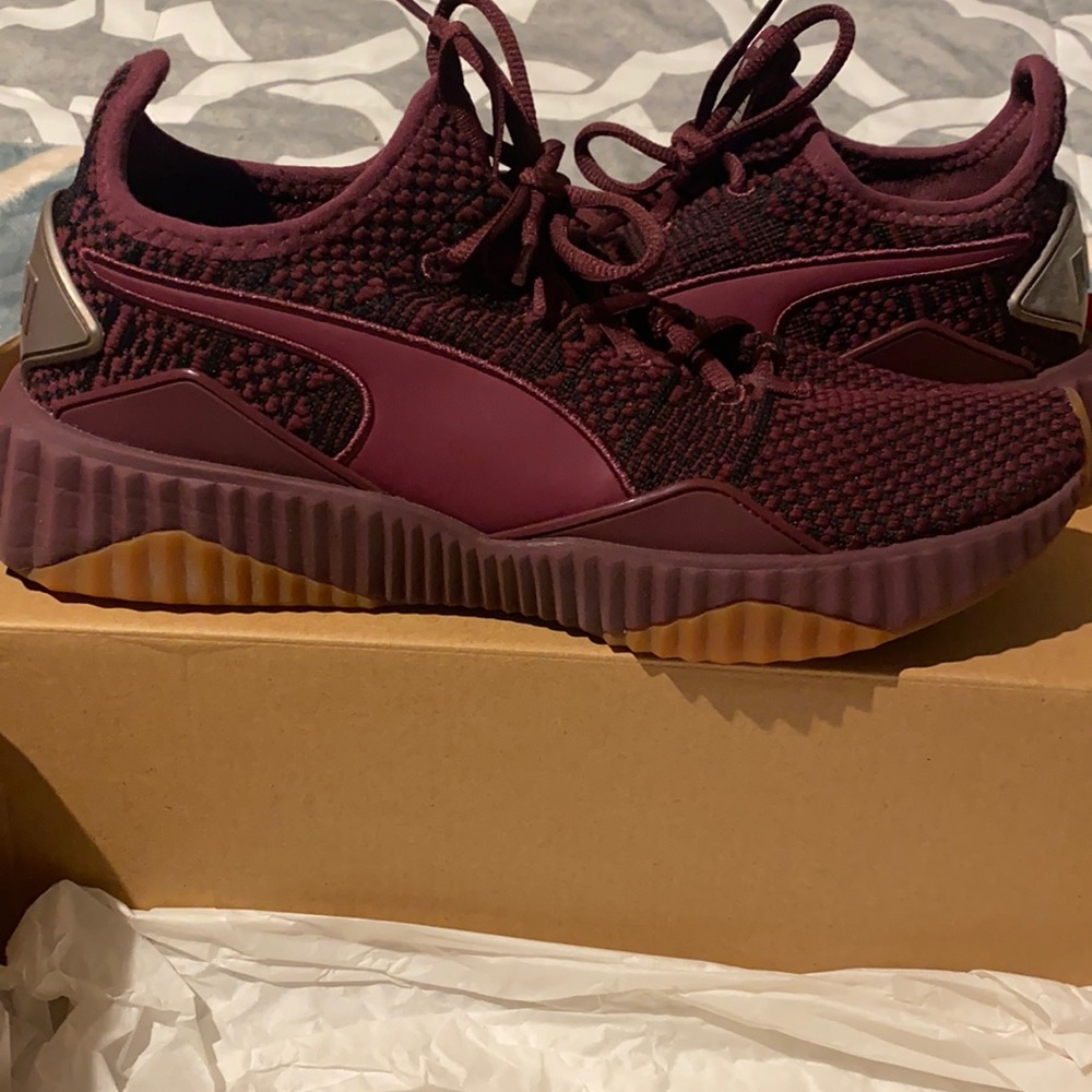 Puma Defy Sneakers
